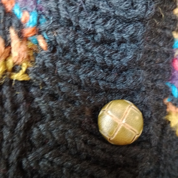 VINTAGE WOOL Black Button Up Jumper - Picture 3 of 7